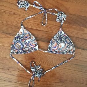 H&M hip bikini top!